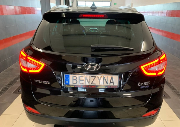 Hyundai ix35 cena 48900 przebieg: 170000, rok produkcji 2015 z Suchedniów małe 172